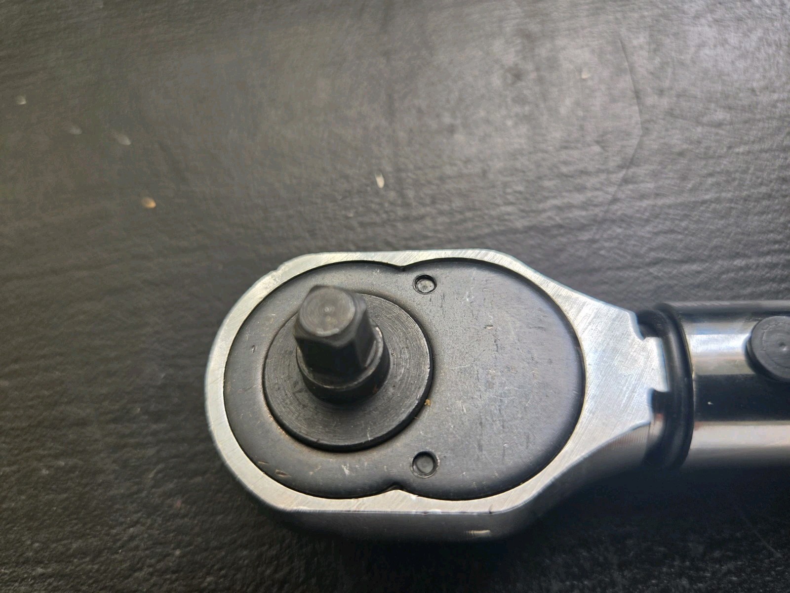 Pittsburgh Torque wrench 1/4 drive,reversible.