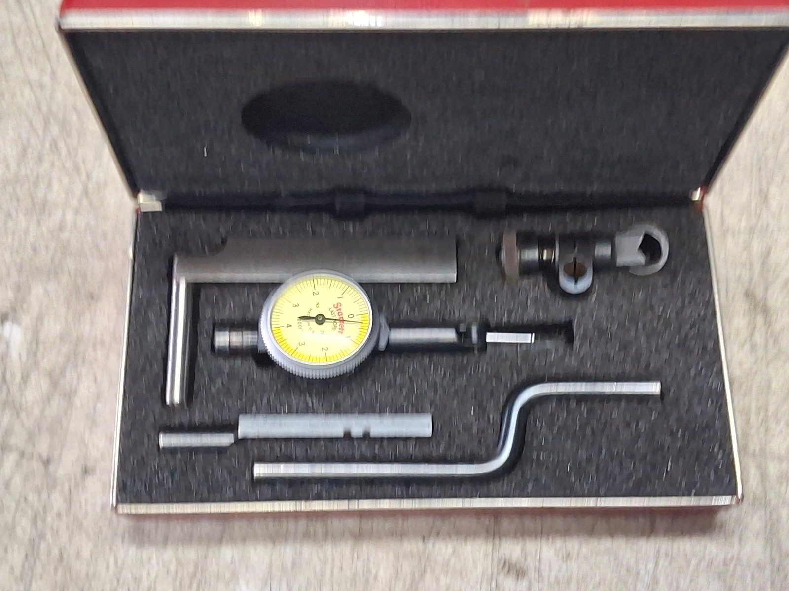 Starrett 81-111-630 Dial Indicator with Double Row Figure 0-.025" Range .0001"