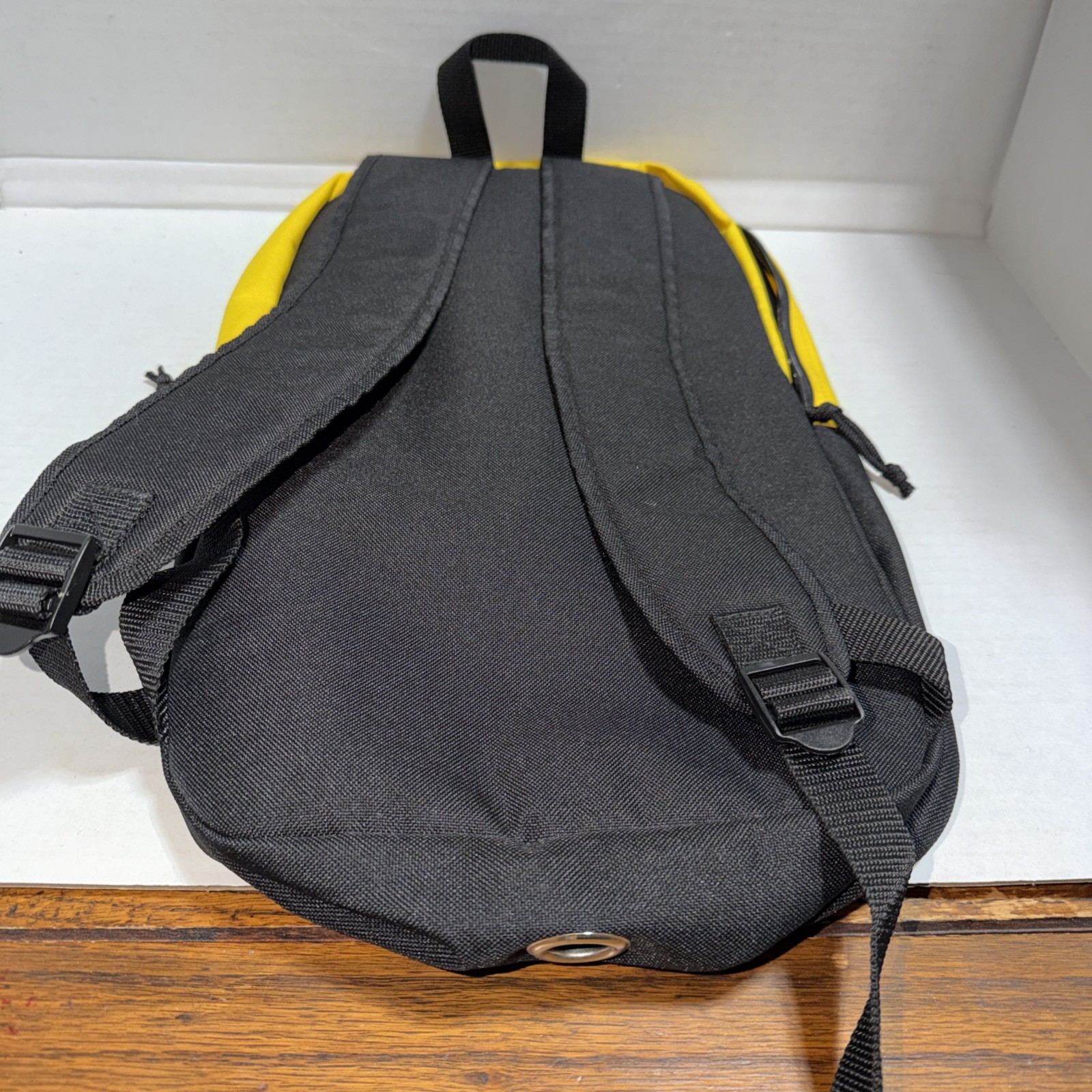 Body Glove backpack