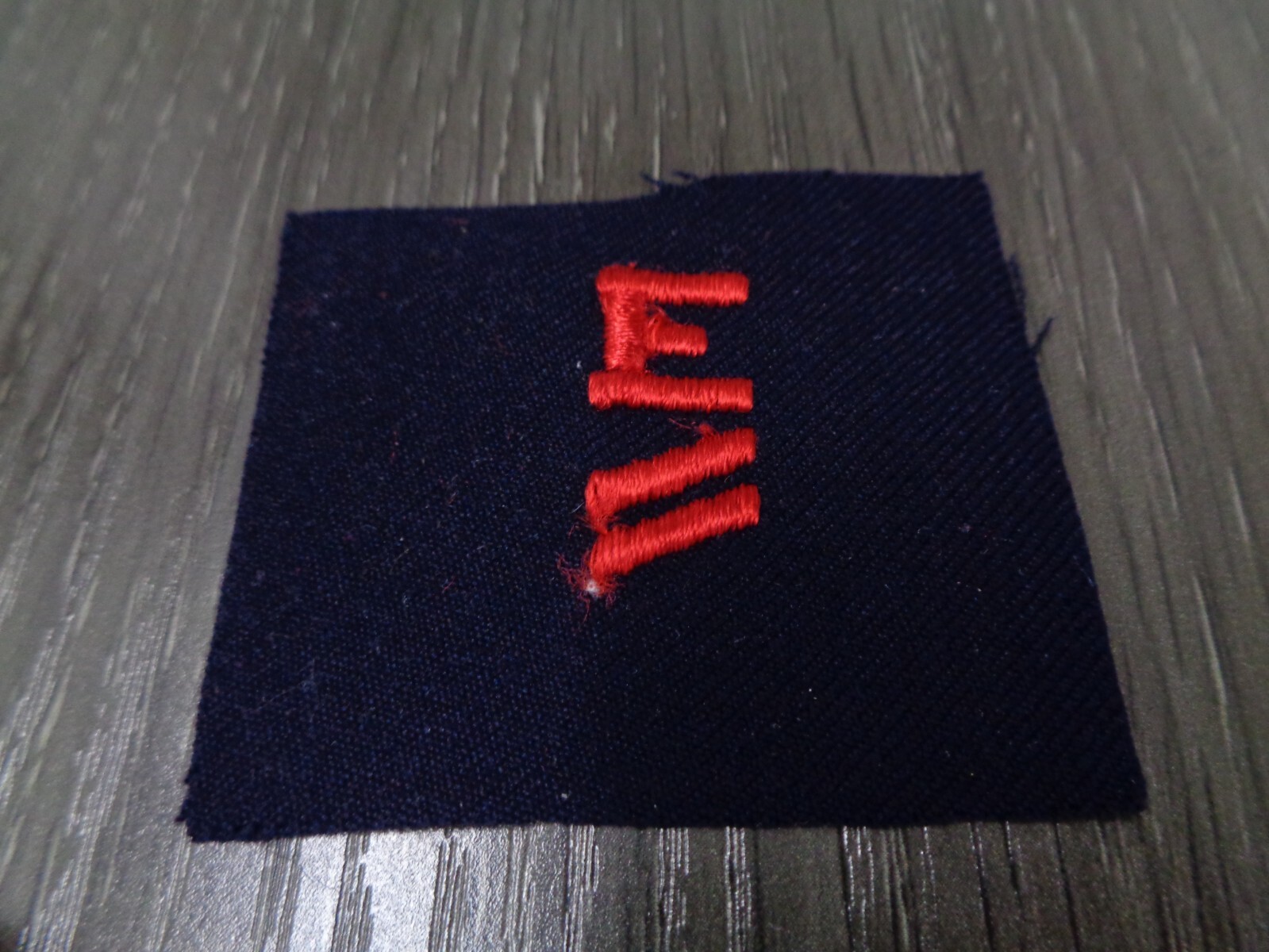 Original US Navy Distinguishing Mark ENGINEERING E Excellence Red 2Hash Patch
