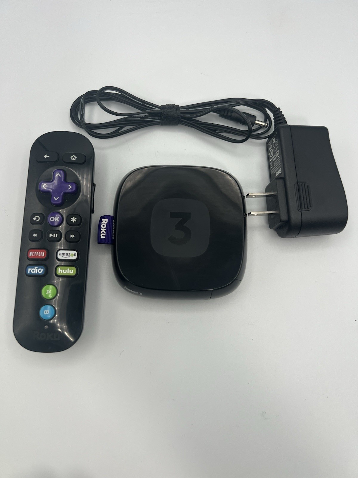 Roku 3 Streaming Player 4200X w/ Remote + BONUS Glow-in-the-Dark Cover