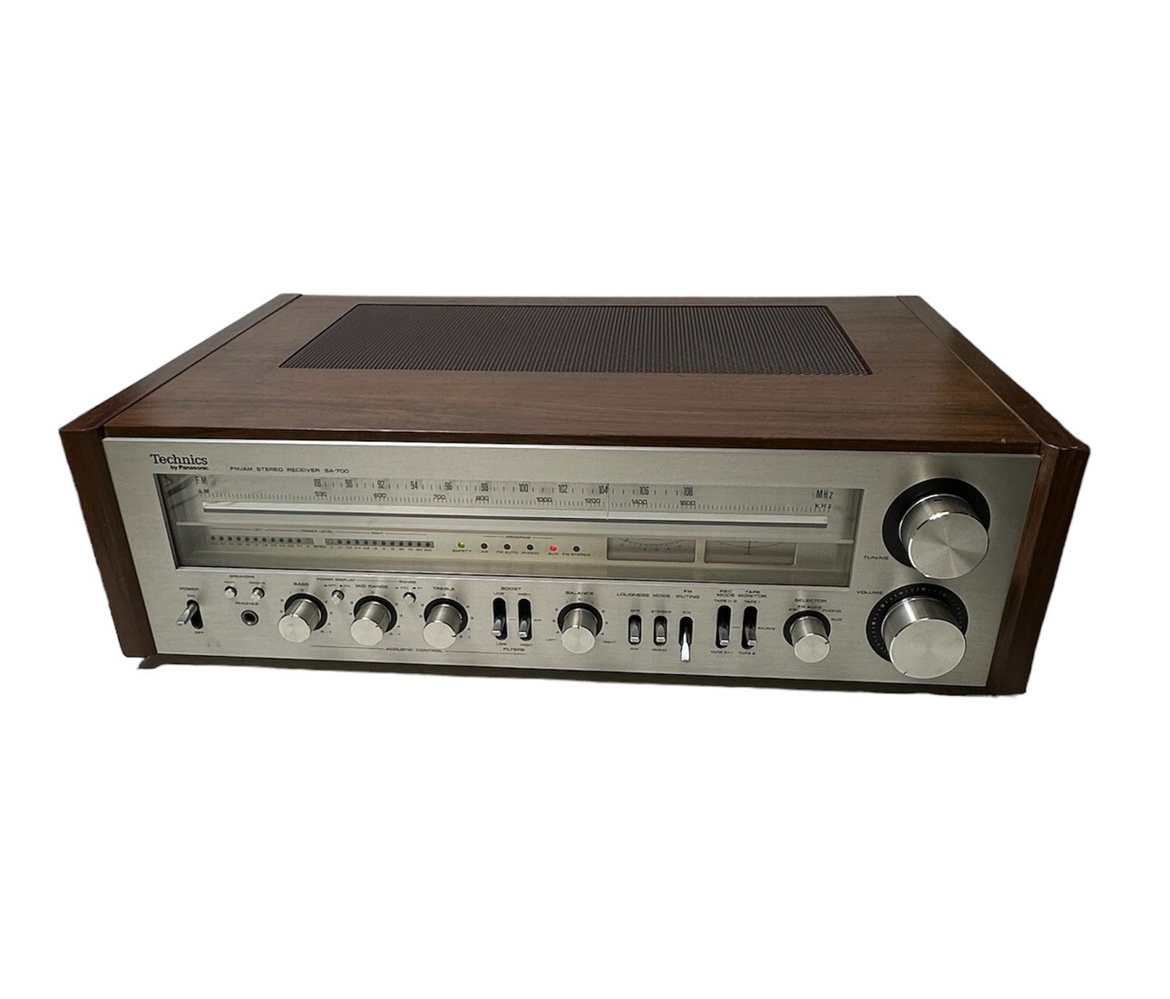 Technics  SA-700 AM/FM Stereo Radio Receiver (please Read)