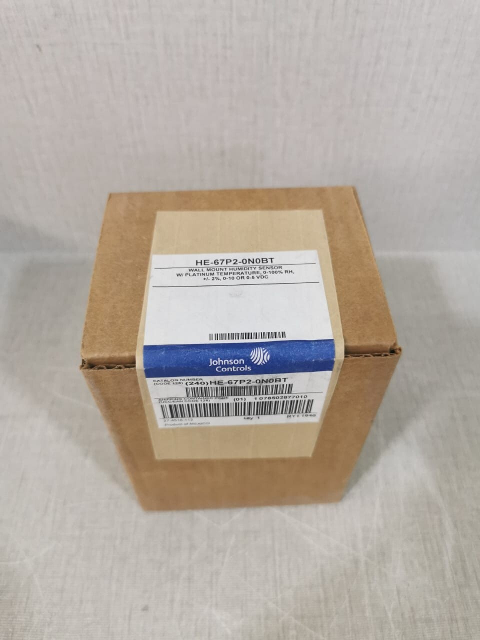 Johnson Controls HE-67P2-0N0BT Wall Mount Humidity Sensor