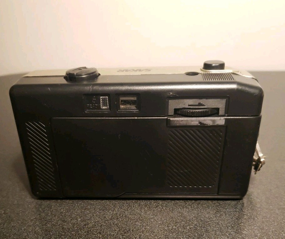 Sakar Action Shot Focus Free 35mm Camera Not Working
