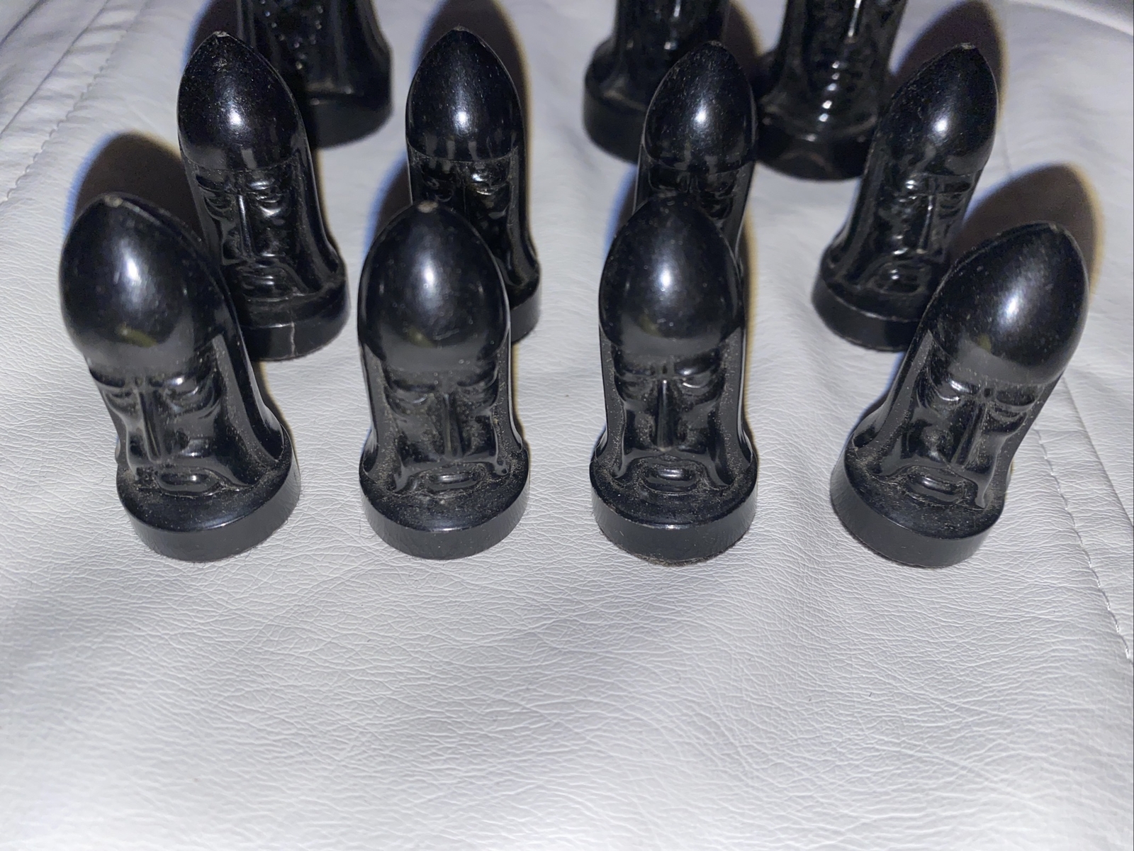 16 piece chess set