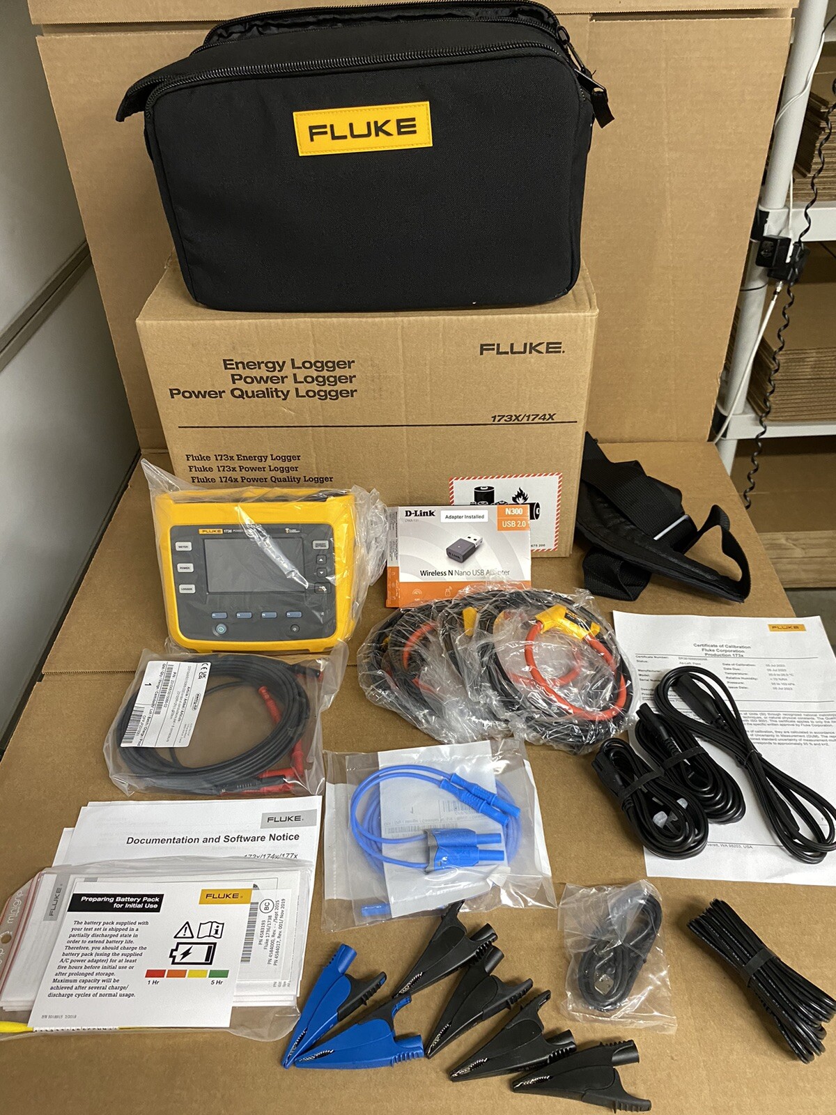 Fluke 1736/EUS New Advanced Power Logger Complete with Probes