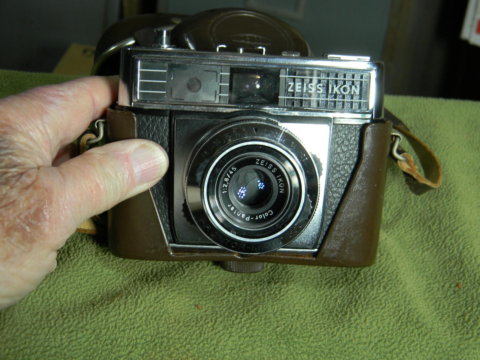 Zeiss Ikon Contessamat SE Rangefinder with Case