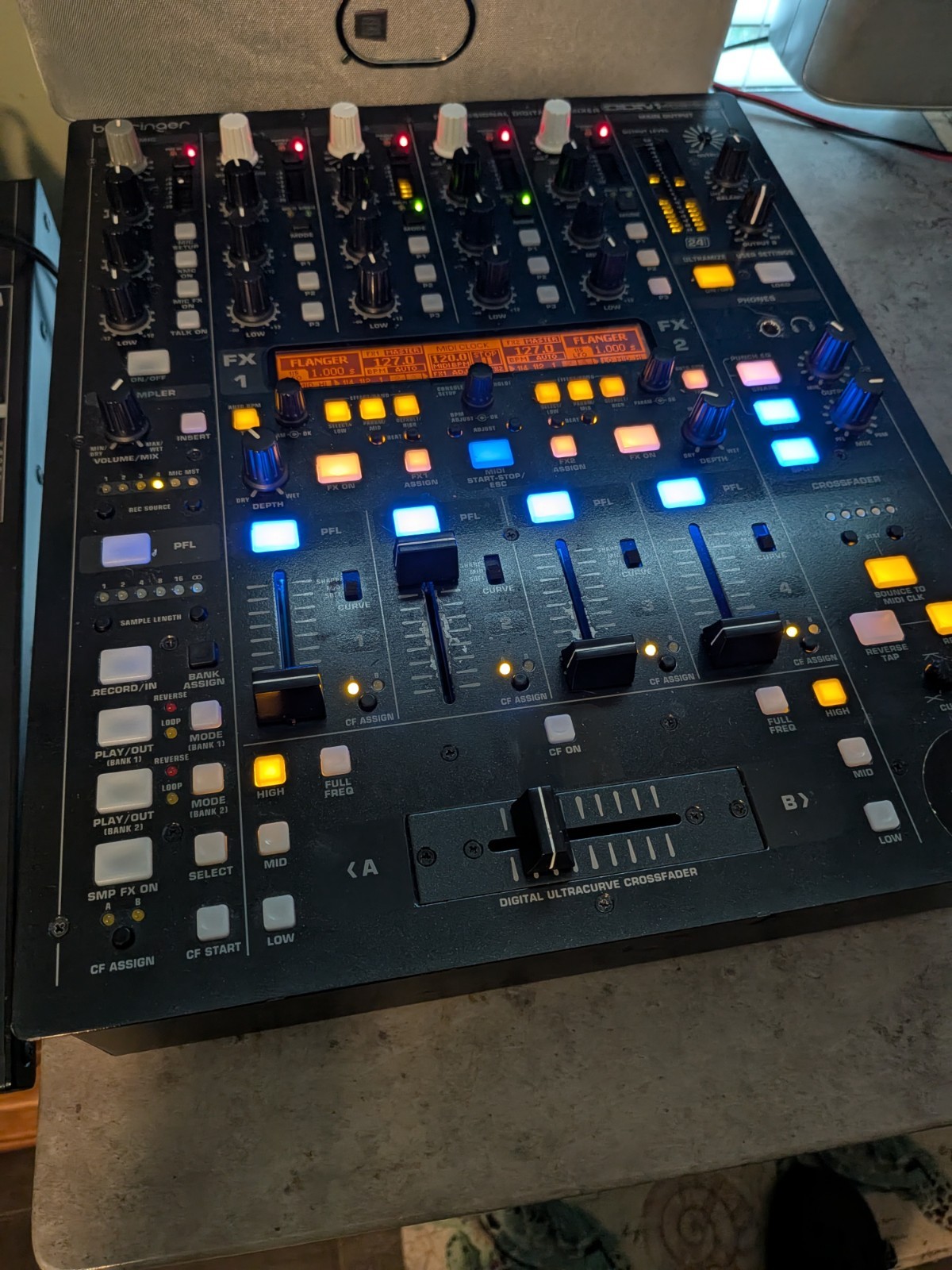 Behringer Digital Pro Mixer DDM4000 4-Channel DJ Mixer