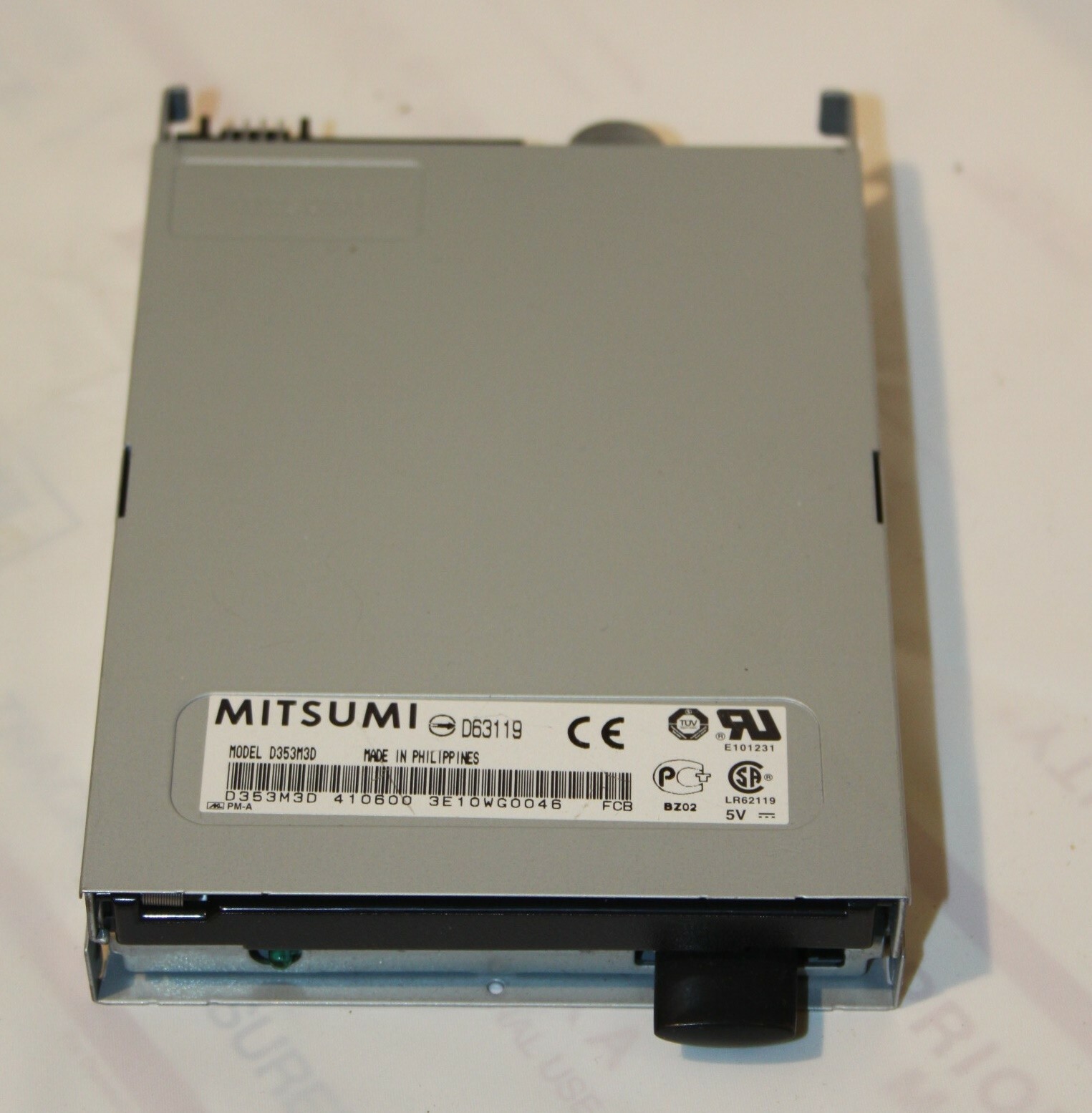 MITSUMI 3.5 1.44MB Floppy Drive D353M3