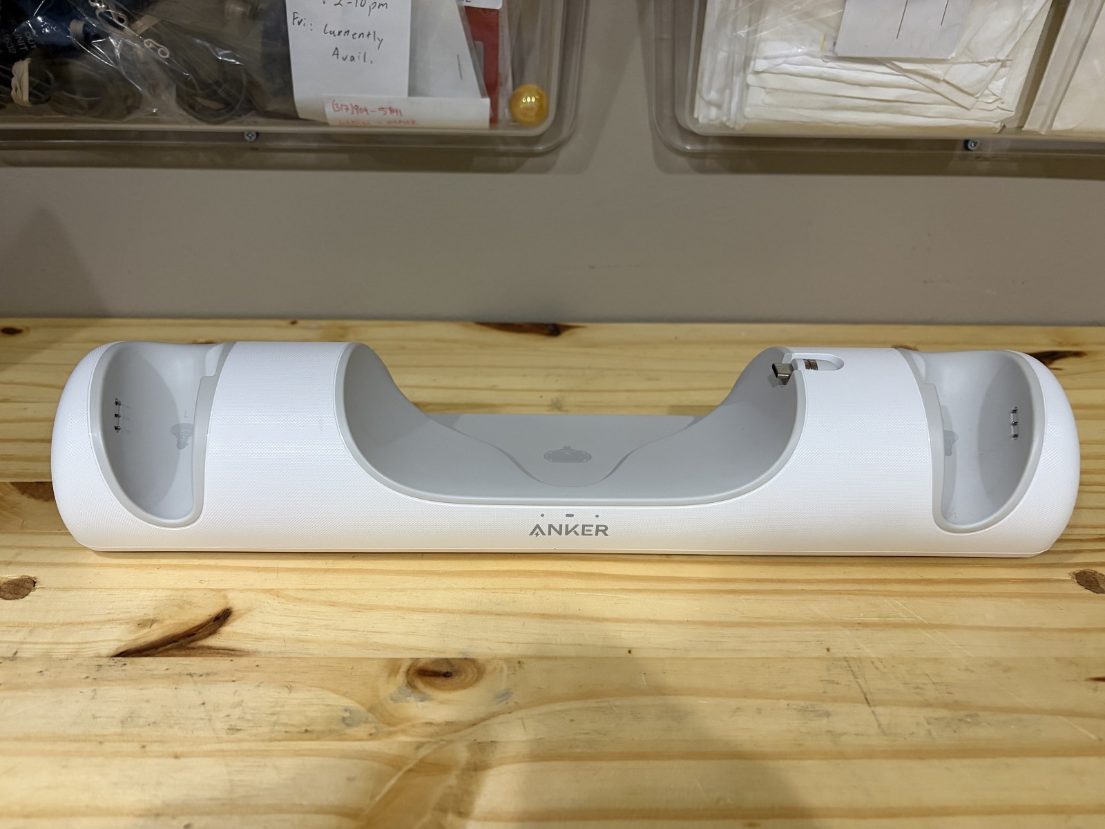 Anker Charging Dock for Oculus Quest 2 (Model Y1010) Working