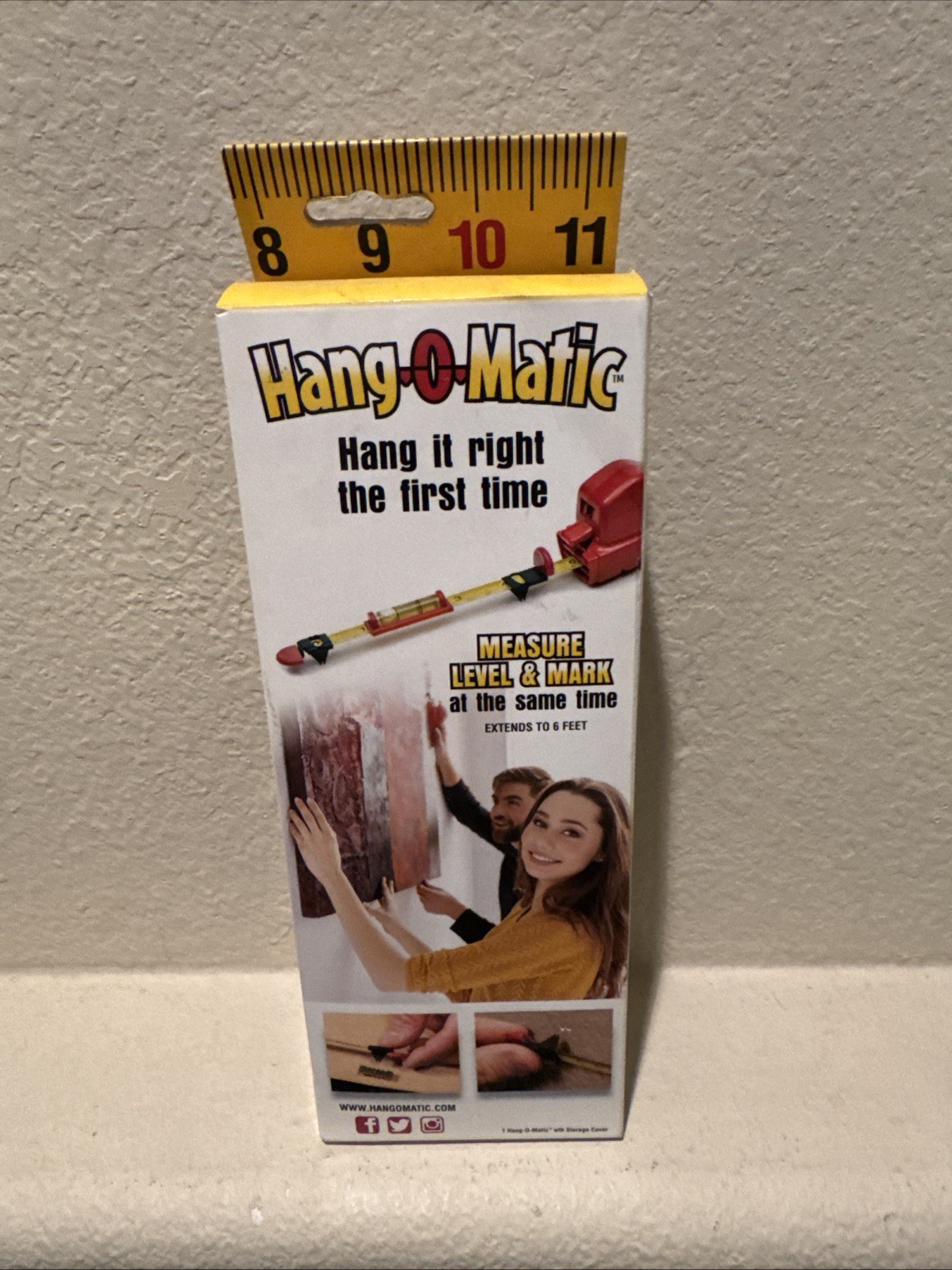 Hang-O-Matic All In One Picture Hanging Tool Measure Level Mark