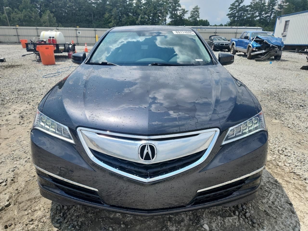 TLX 2016 Glove Box 4790332
