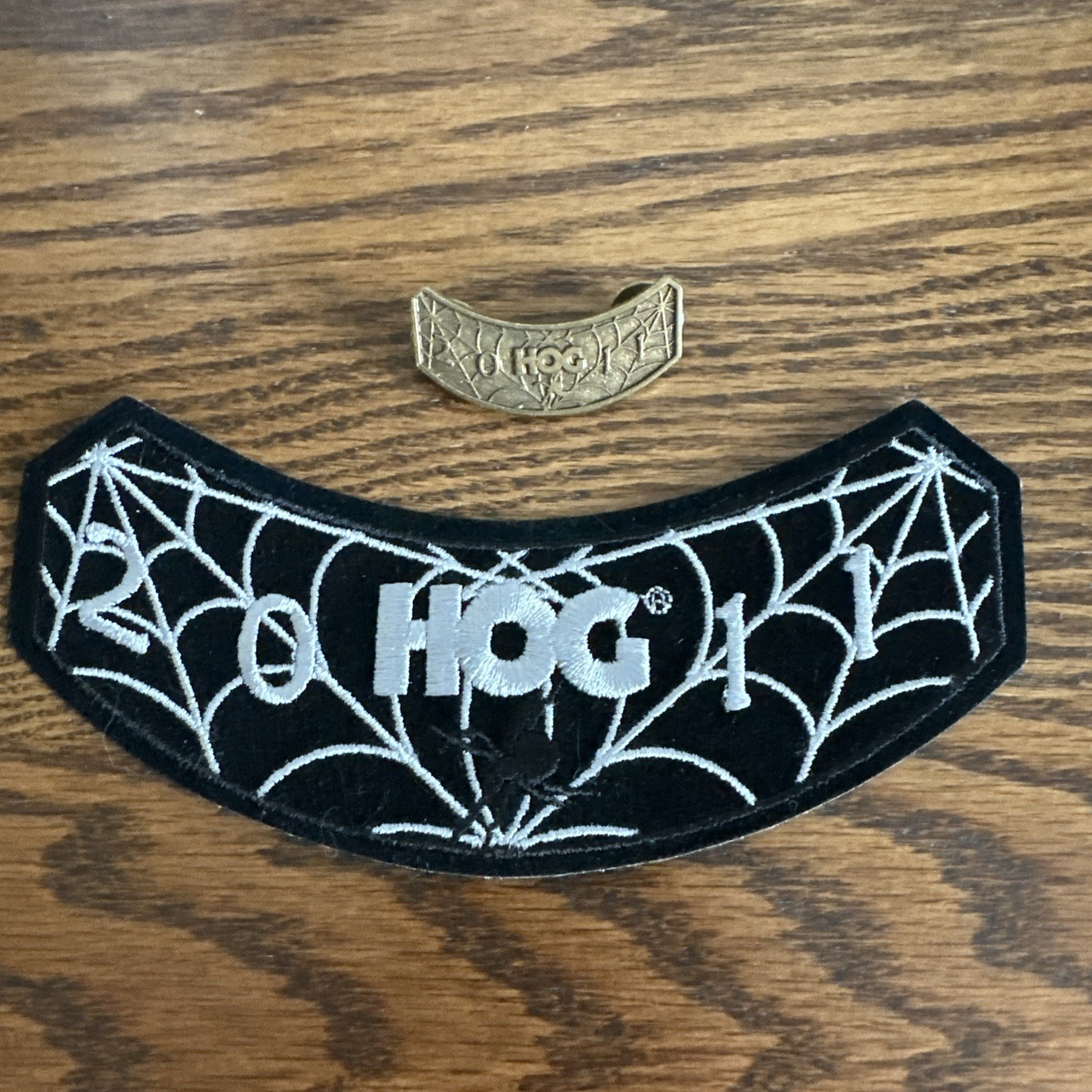 New Harley Davidson HOG 2011 Patch and Pin Rocker Set Matching Harley Owners
