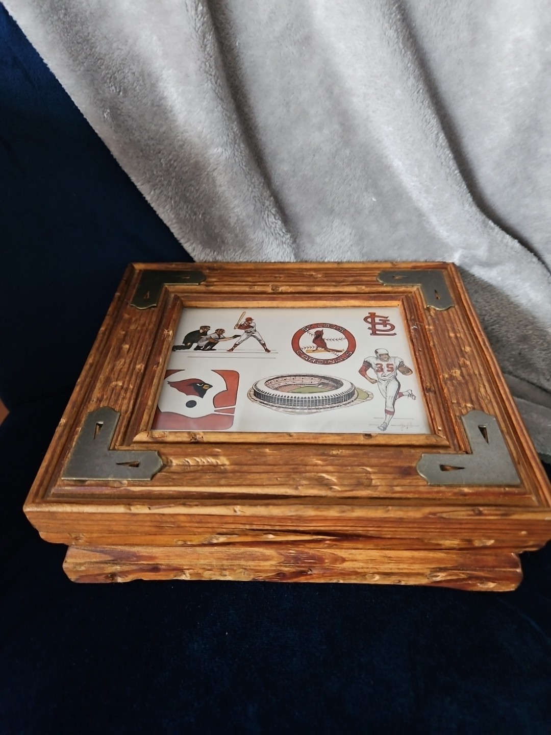 Handcrafted in the Ozarks, Wood Trinket  Box,St Louis Cardinals.
