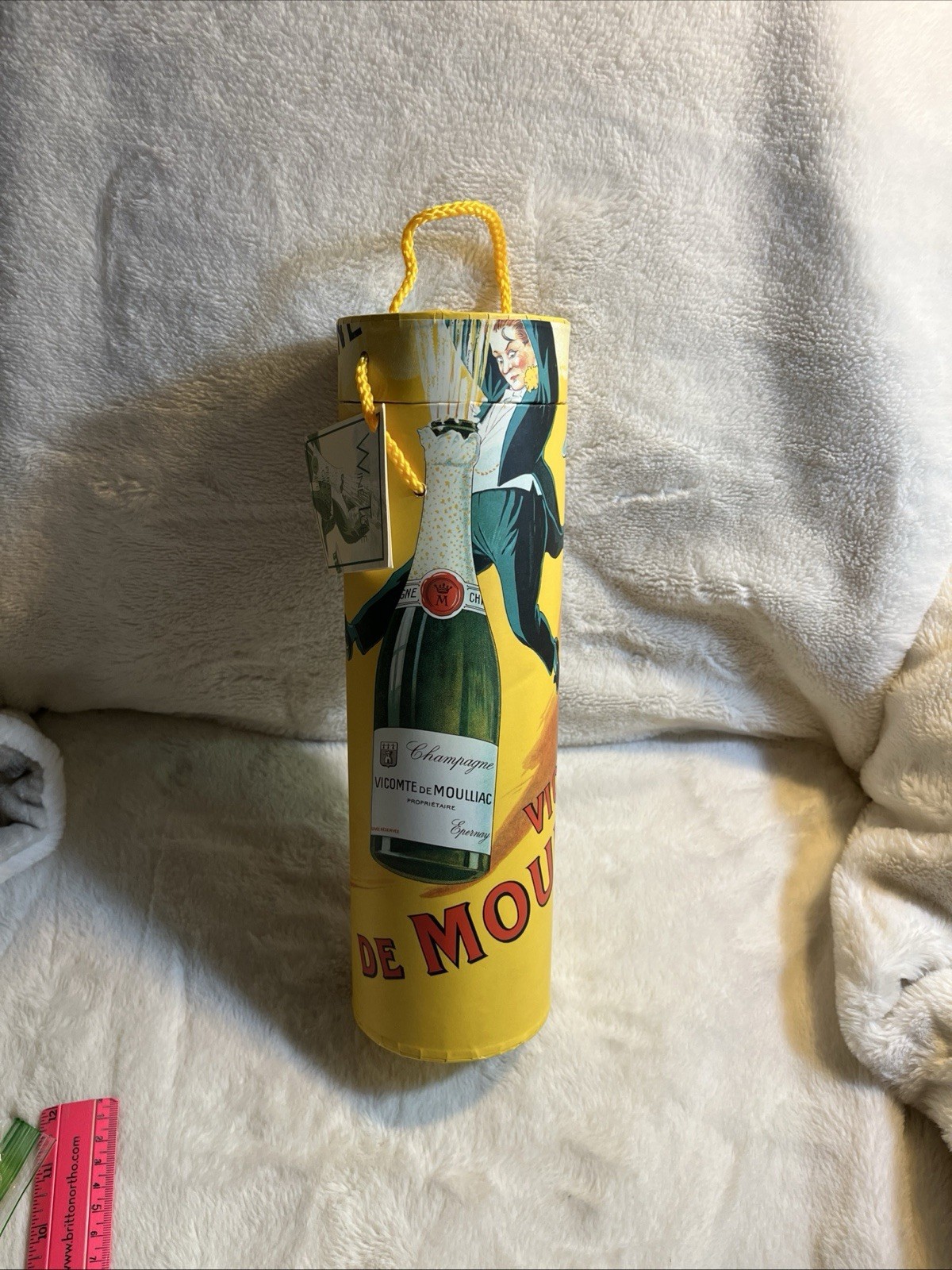 Tricoastal Yellow French Art Vicomte Moulliac Wine Bottle Gift Tube Box New