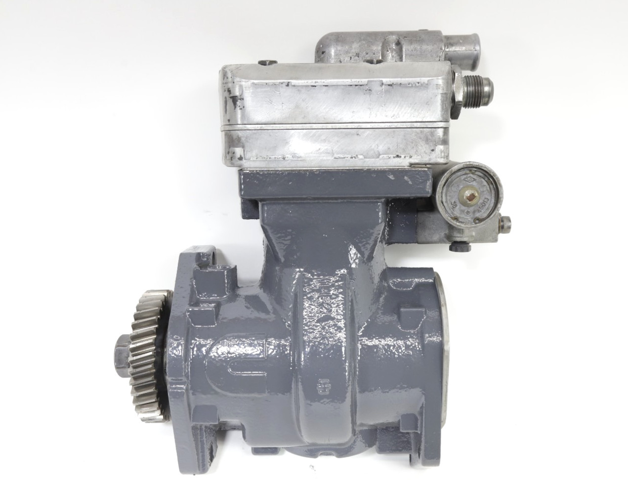 Rebuilt Wabco Cummins ISB/QSB Air Compressor | 3949095