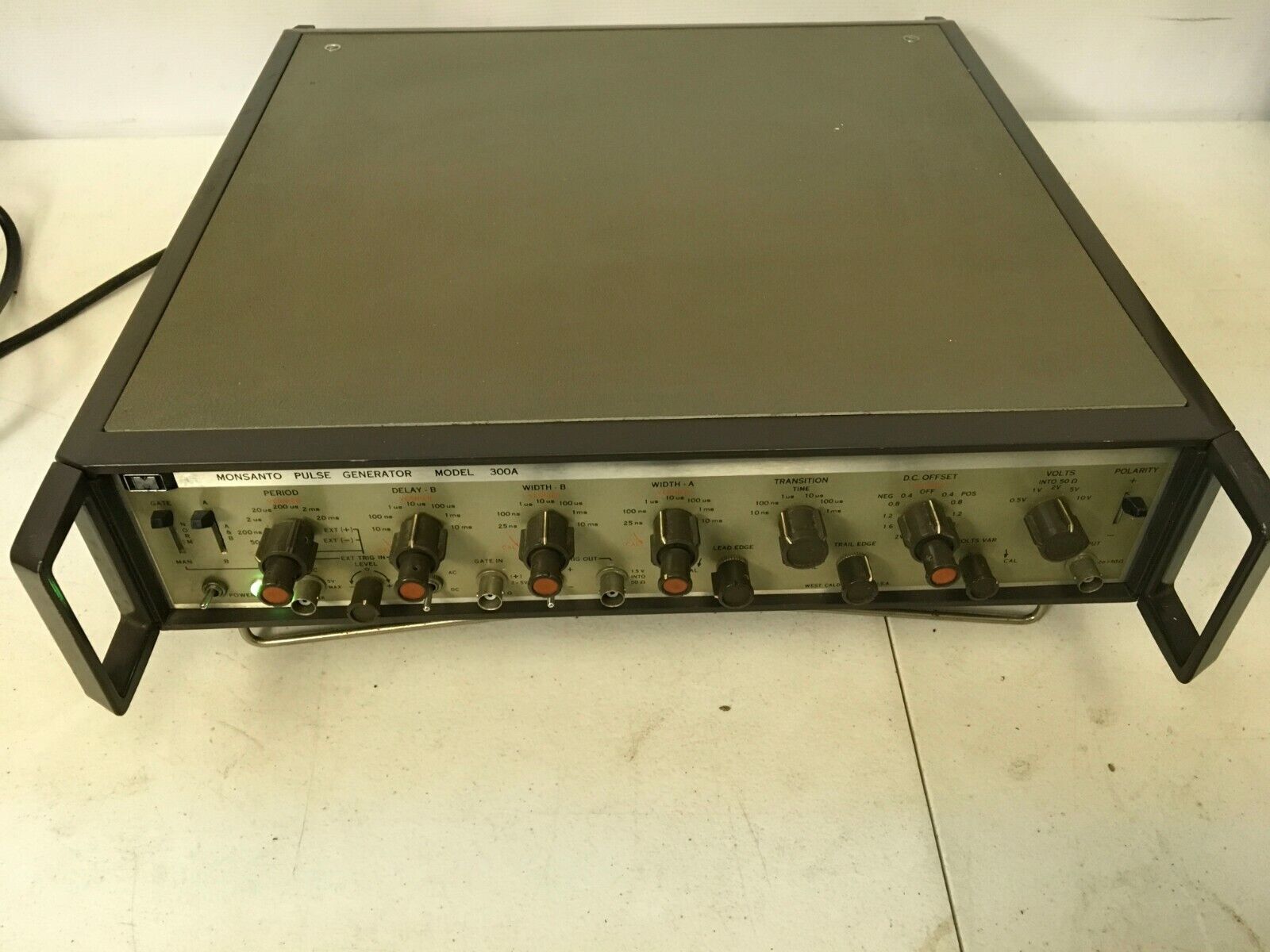 MONSANTO Pulse Generator model 300A