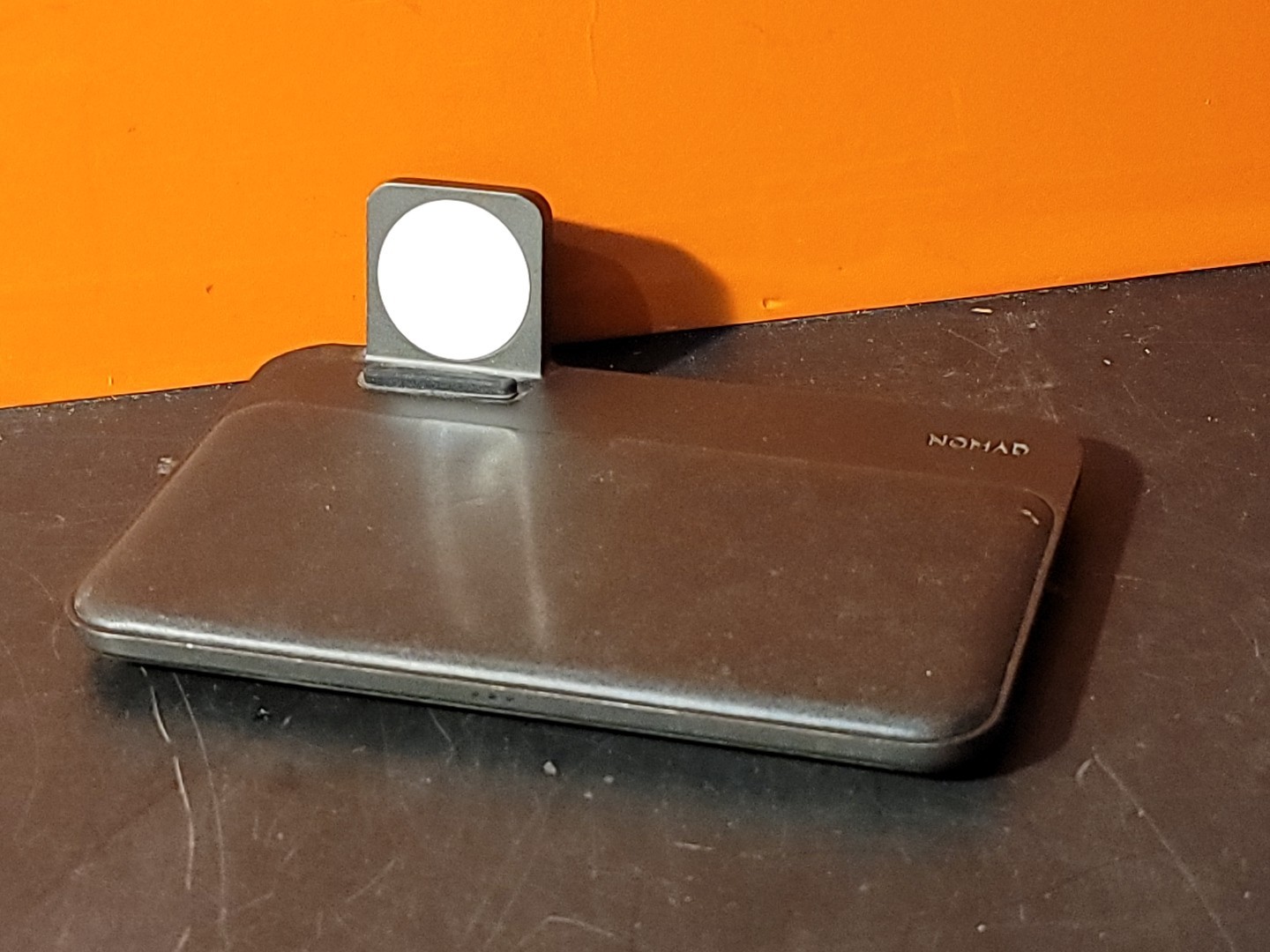 Nomad Base Station AW Edition Apple Watch iPhone Charging Station Only Pls Read
