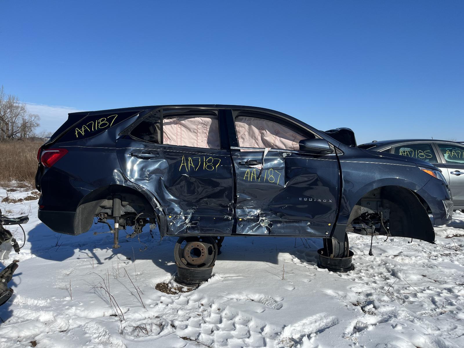 Used Front Left Steering Knuckle fits: 2018 Chevrolet Equinox Front Left Grade A