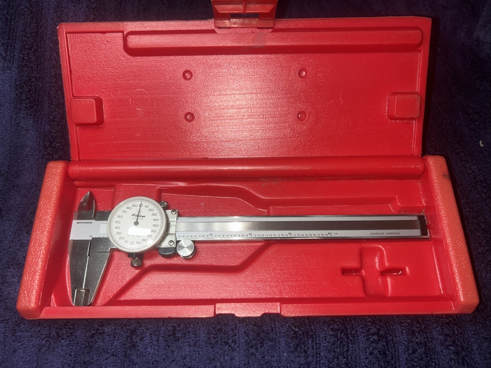 Mitutoyo No. 505-626 6” Dial Caliper Tool With Case Excellent