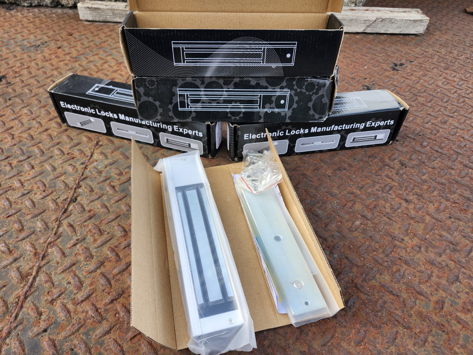 Commercial Electromagnetic Door Locks (4 Piece Set.)