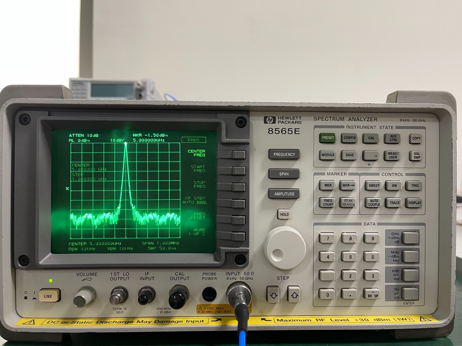 Agilent Keysight 8565E 9KHz - 50GHz Spectrum Analyzer w/ 85620A module_1299