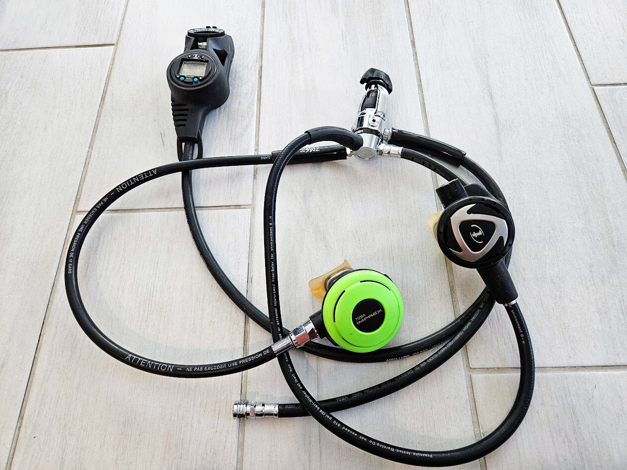 Tusa Regulator First Second and Octo Gauges with Compass & Depth Gauge Scuba