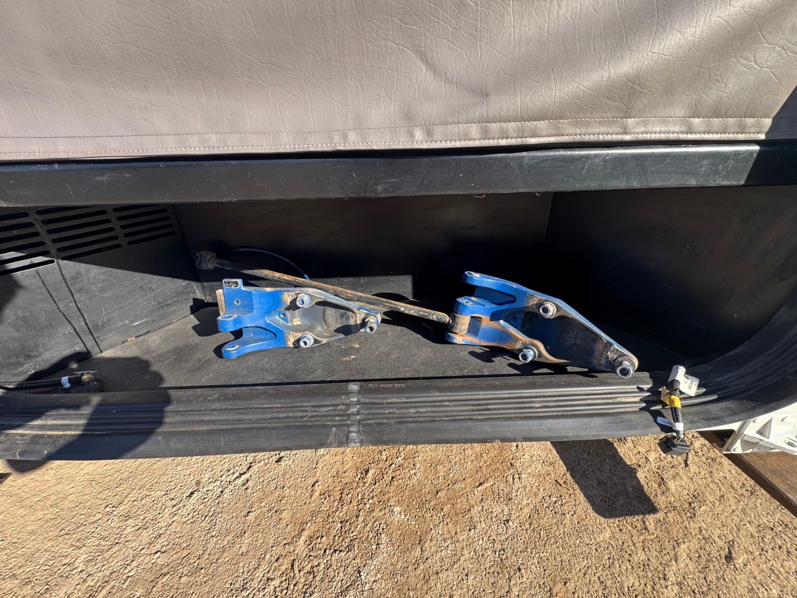 Peterbilt Sleeper 36" Flat top