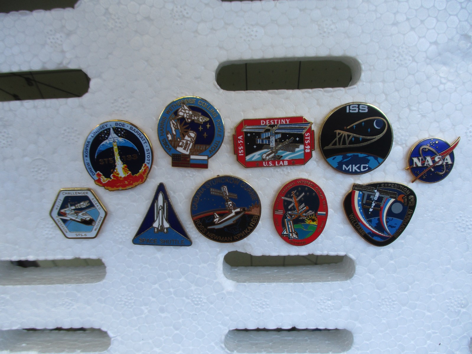 Vtg Lot of NASA Shuttle, Space Lab, ISS Pins from Boeing, Rockwell, 10 Pin Lot 3