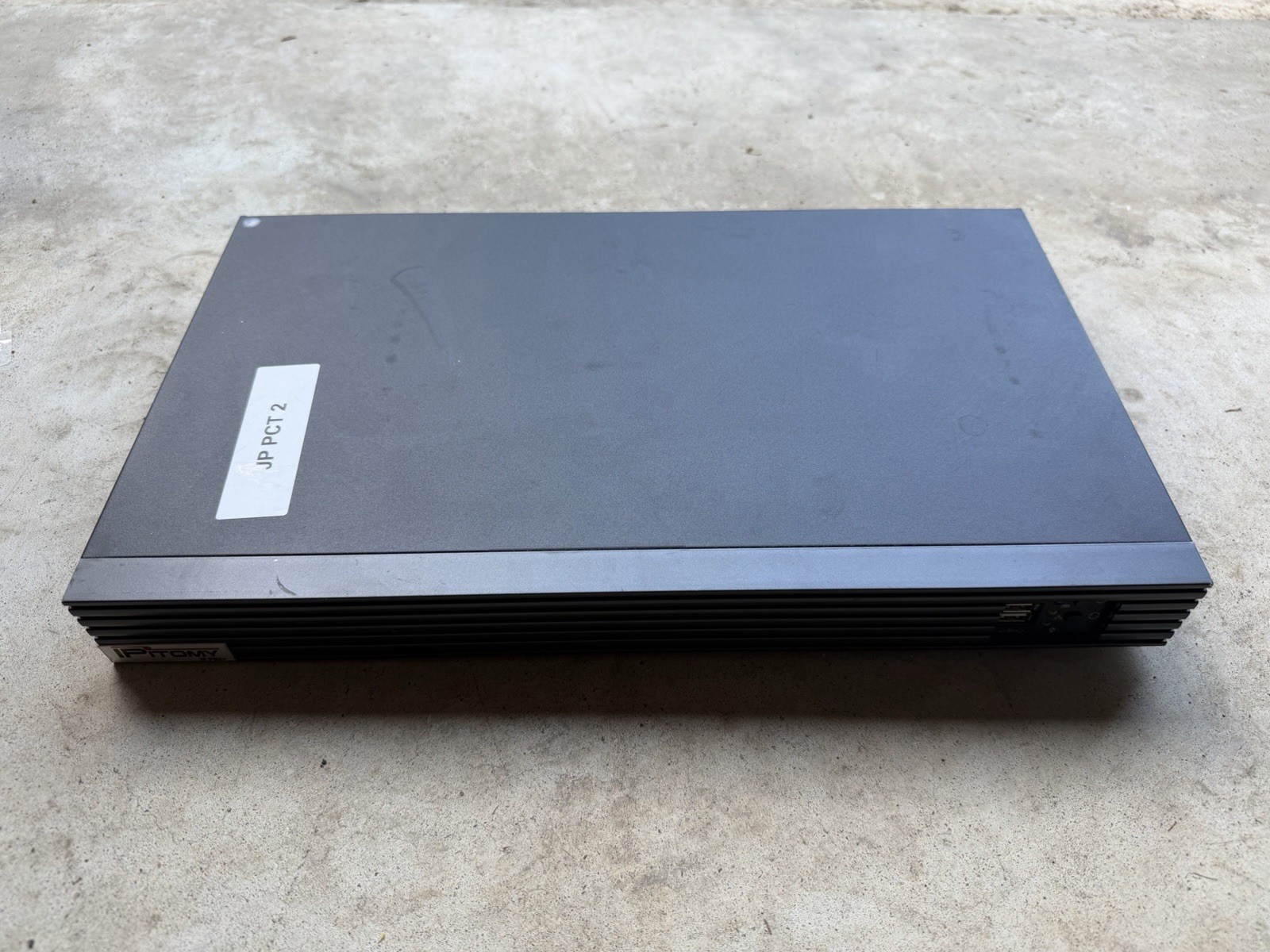 SET OF 1 - IPitomy IP1200 1200 IP PBX Business Communication Platform System