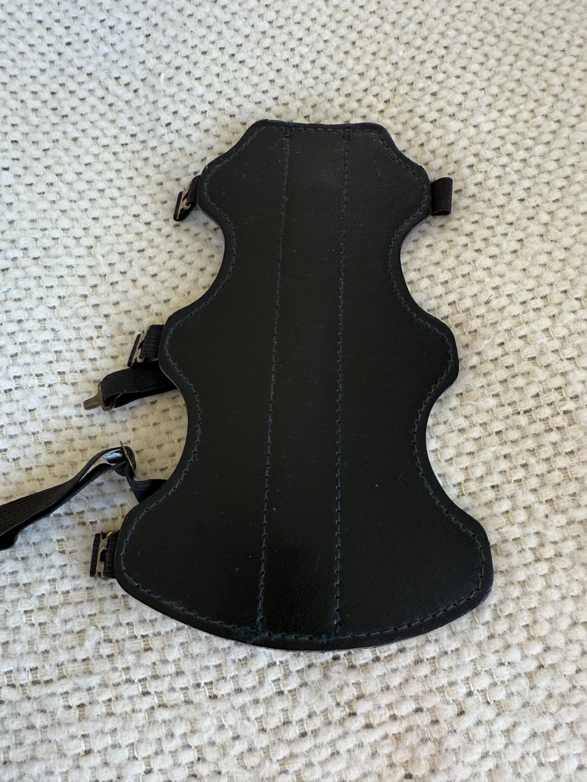 Vintage Archery 3 Strap Arm Guard