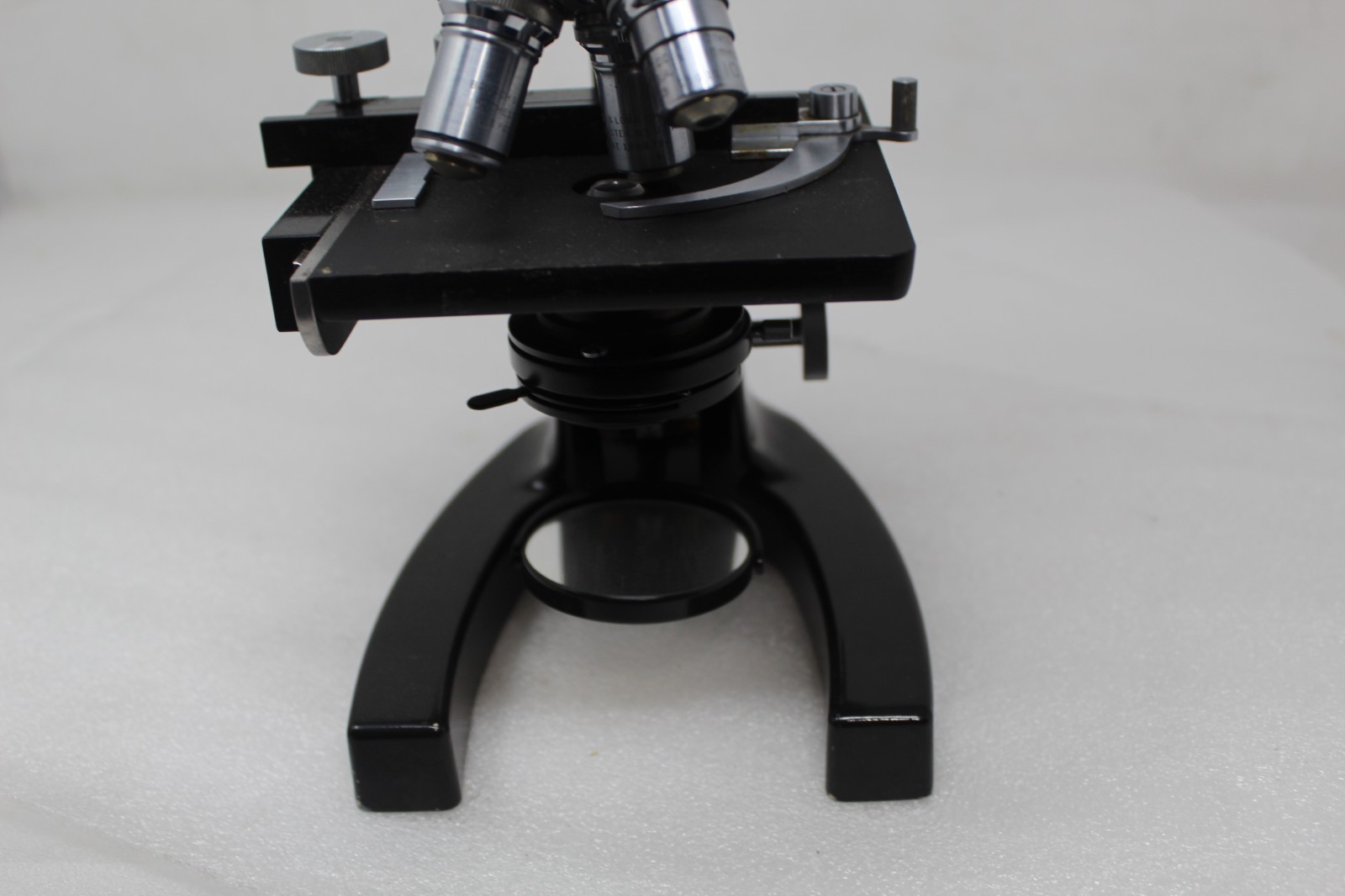 Bausch & Lomb Binocular Microscope w/ 10x optics and 10x, 43x and 97x lens