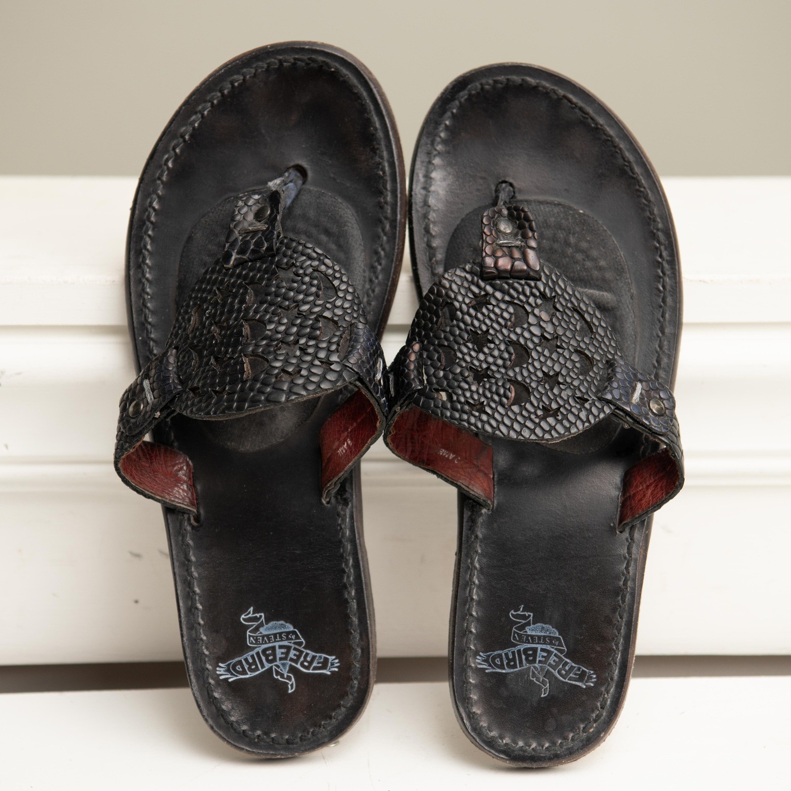 Freebird by Steven Vallarta Sandals Black Leather Celestial Moon Star Edgy Boho