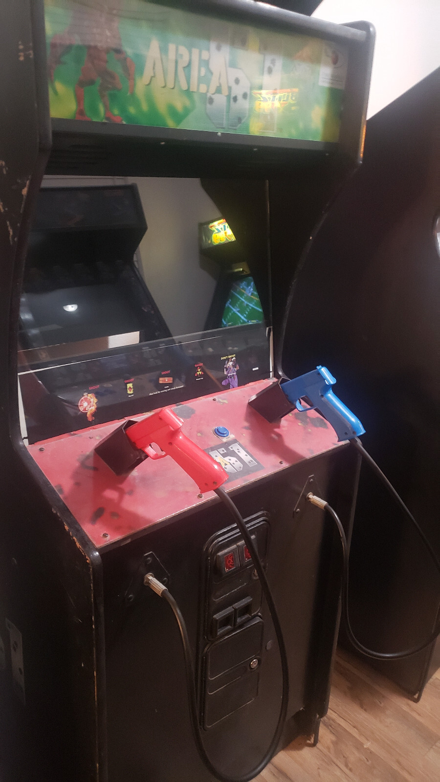 AREA 51 ARCADE MACHINE by ATARI 1995 With CRT MOSTLY WORKING *NEEDS TLC***READ**