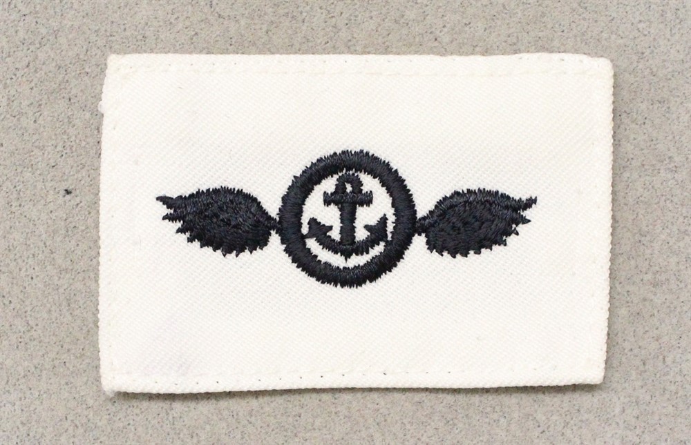 USN Navy Distinguishing Mark 1167: Apprentice Training Graduate, Airman