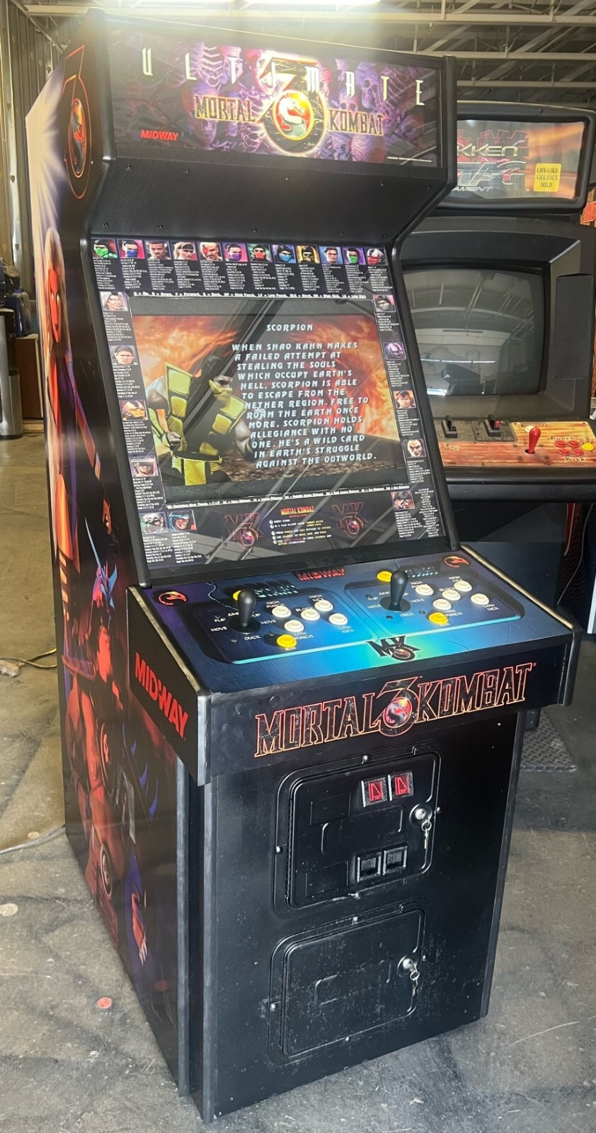 MORTAL KOMBAT 3 ARCADE MACHINE by MIDWAY 1995 (Excellent)