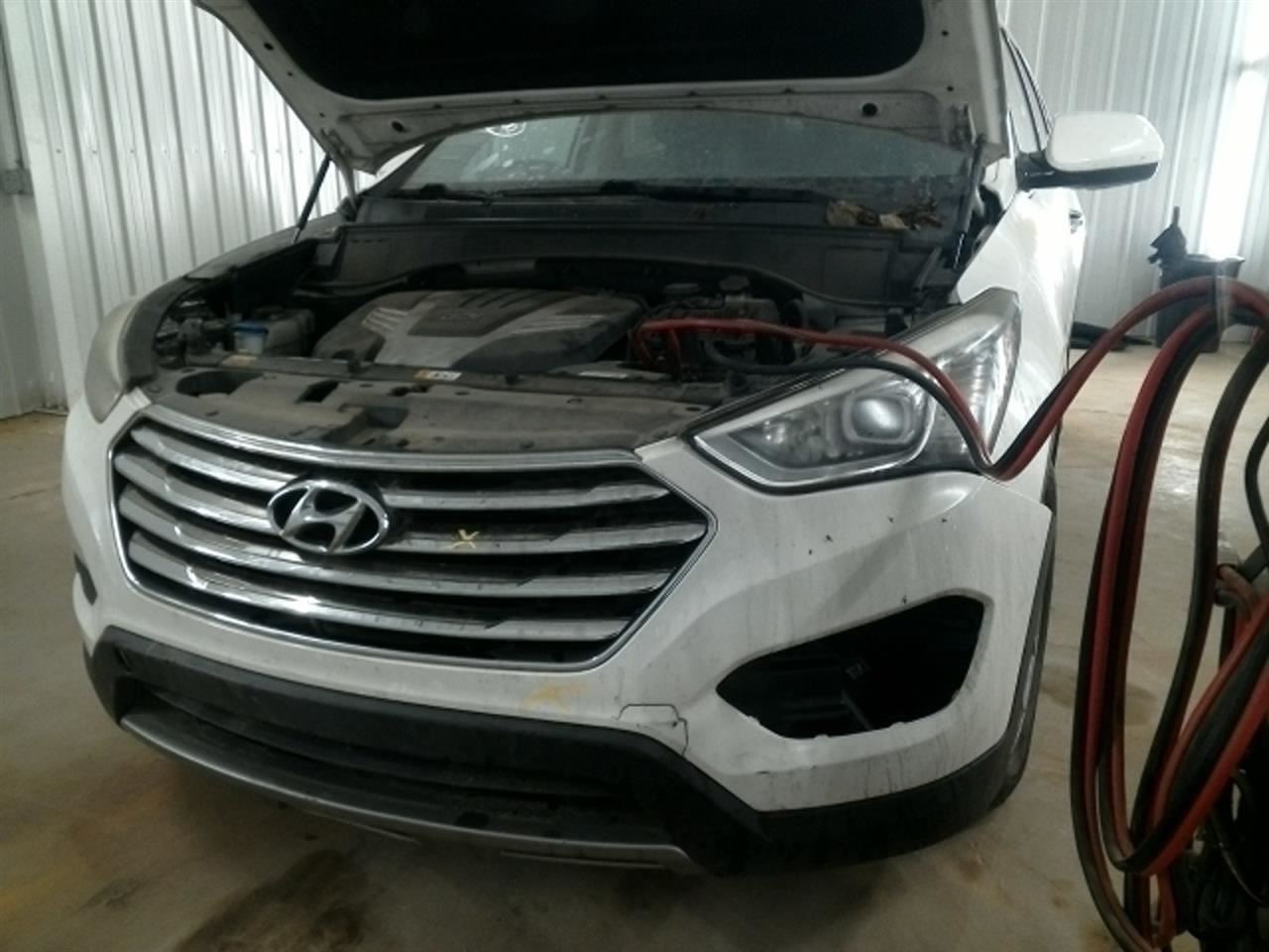 Driver Left Front Spindle/Knuckle LWB Fits 15-19 SANTA FE 104900938