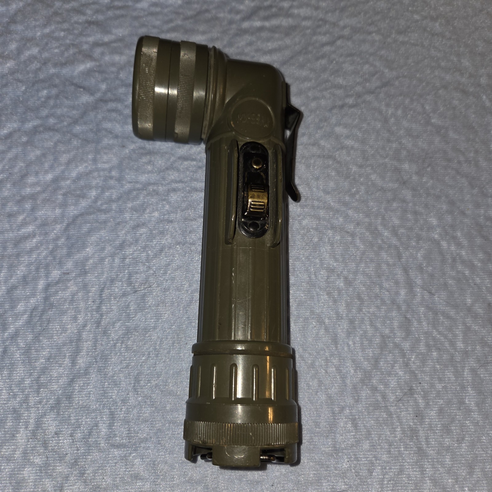 U.S. MILITARY ISSUE Fulton MX-991/U GREEN ANGLEHEAD FLASHLIGHT MADE USA