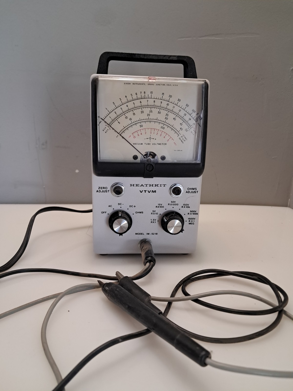 Powers On Heathkit IM-5218 VTVM Vacuum Tube Voltmeter Vintage Meter Q50