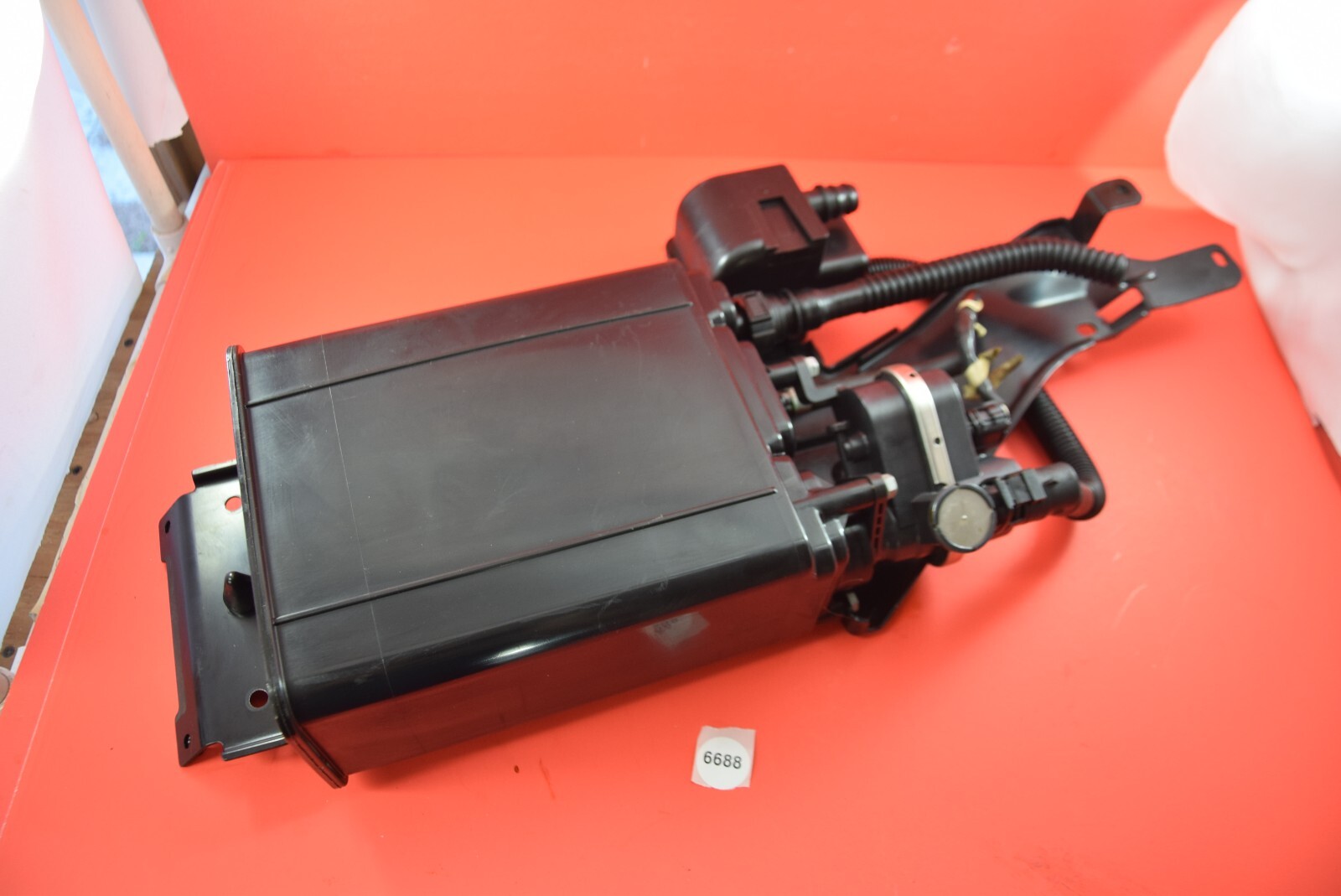 C 06-13 TOYOTA HIGHLANDER RX400H HYBRID FUEL VAPOR CHARCOAL CANISTER 77740-48140