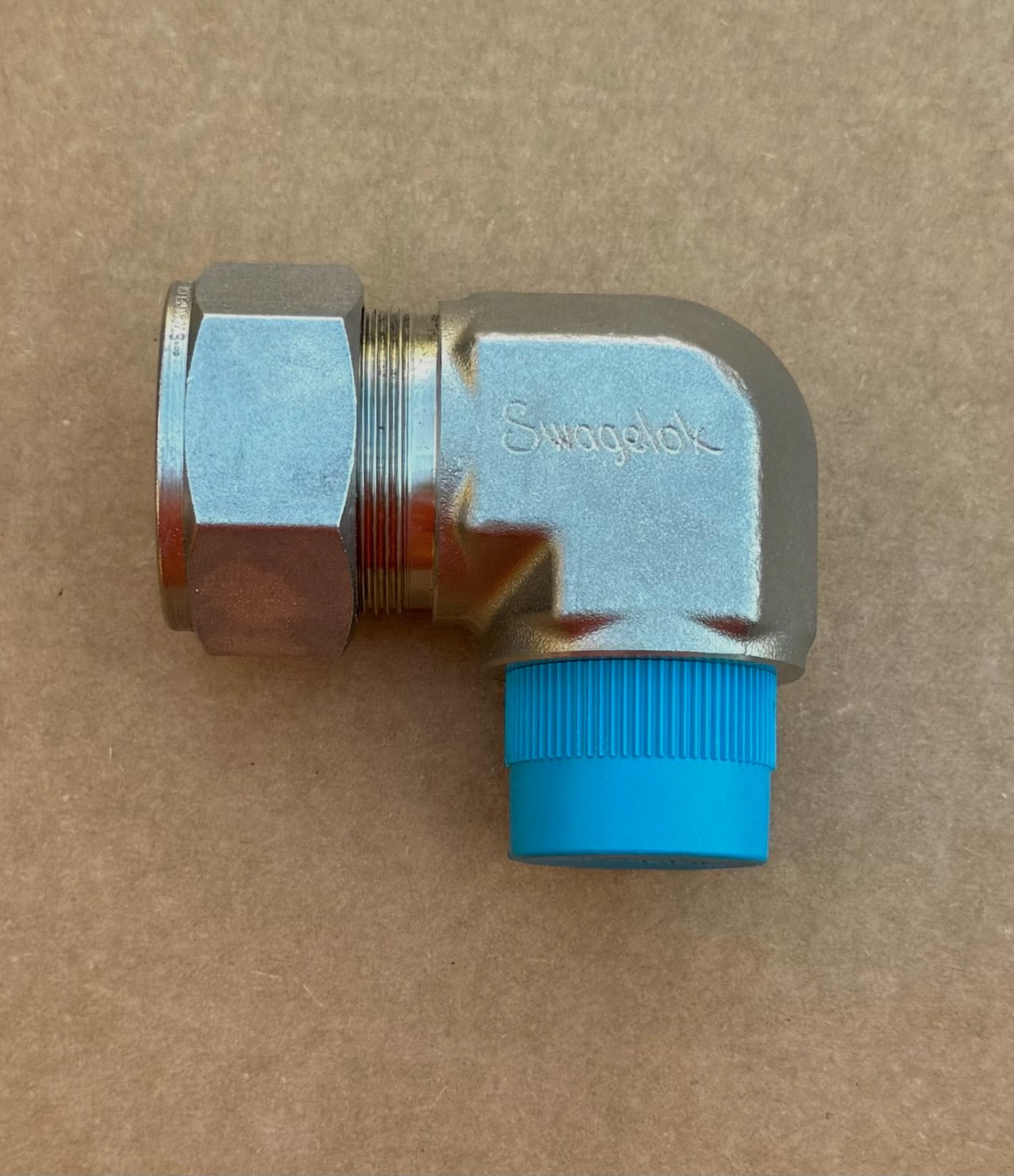 Swagelok  1" X 3/4" Stainless Steel Elbow SS-1610-2-12 Several Available  New
