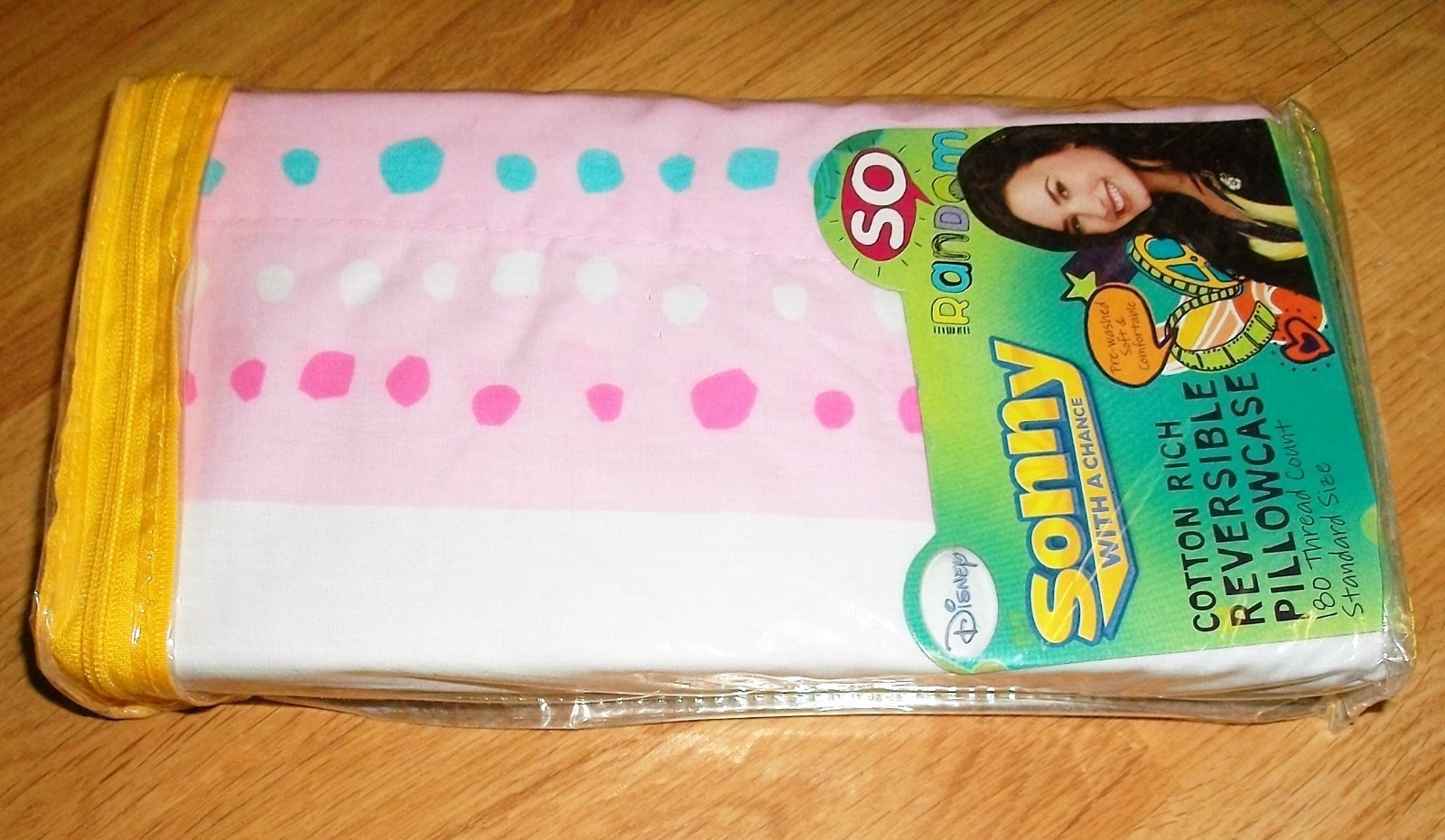 PILLOW CASE DISNEY SONNY WITH A CHANCE
