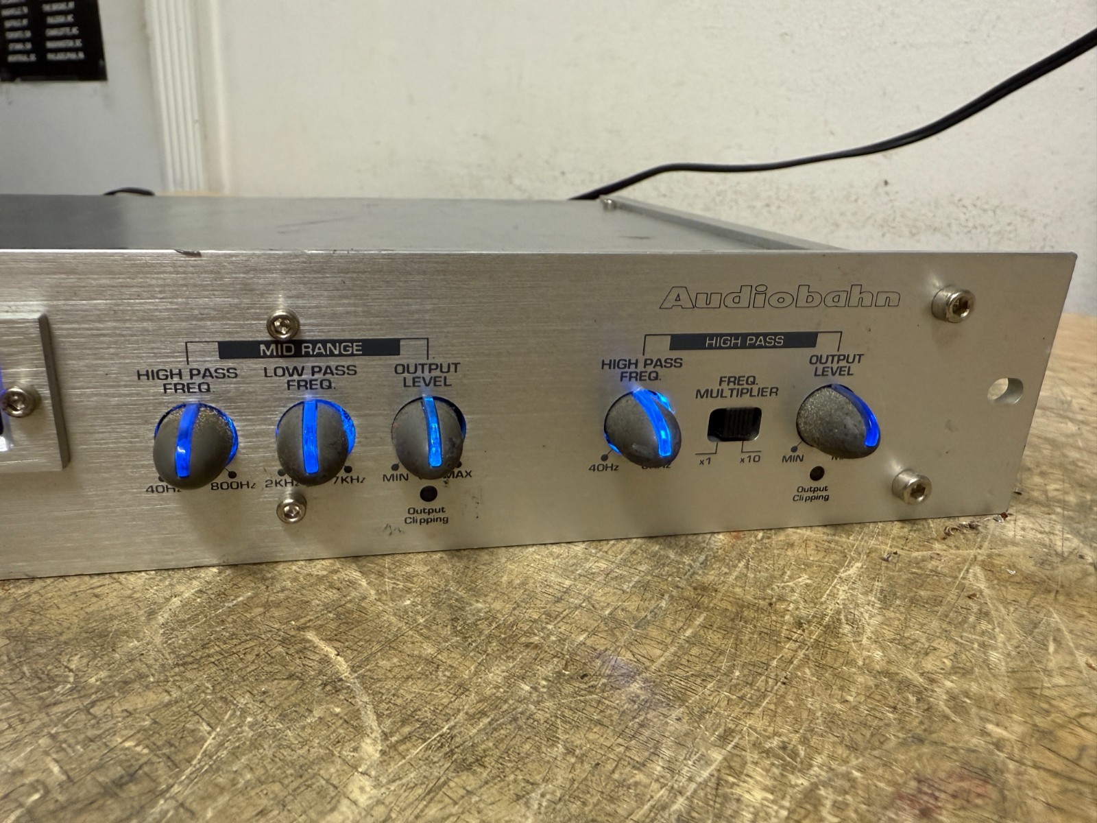 AudioBahn AX380Q Rack Mount Processor