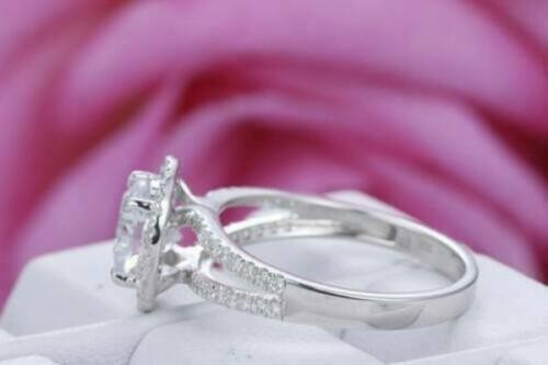 2.60 Ct Round Cut White Diamond Lab-Created Engagement Ring 925 Sterling Silver