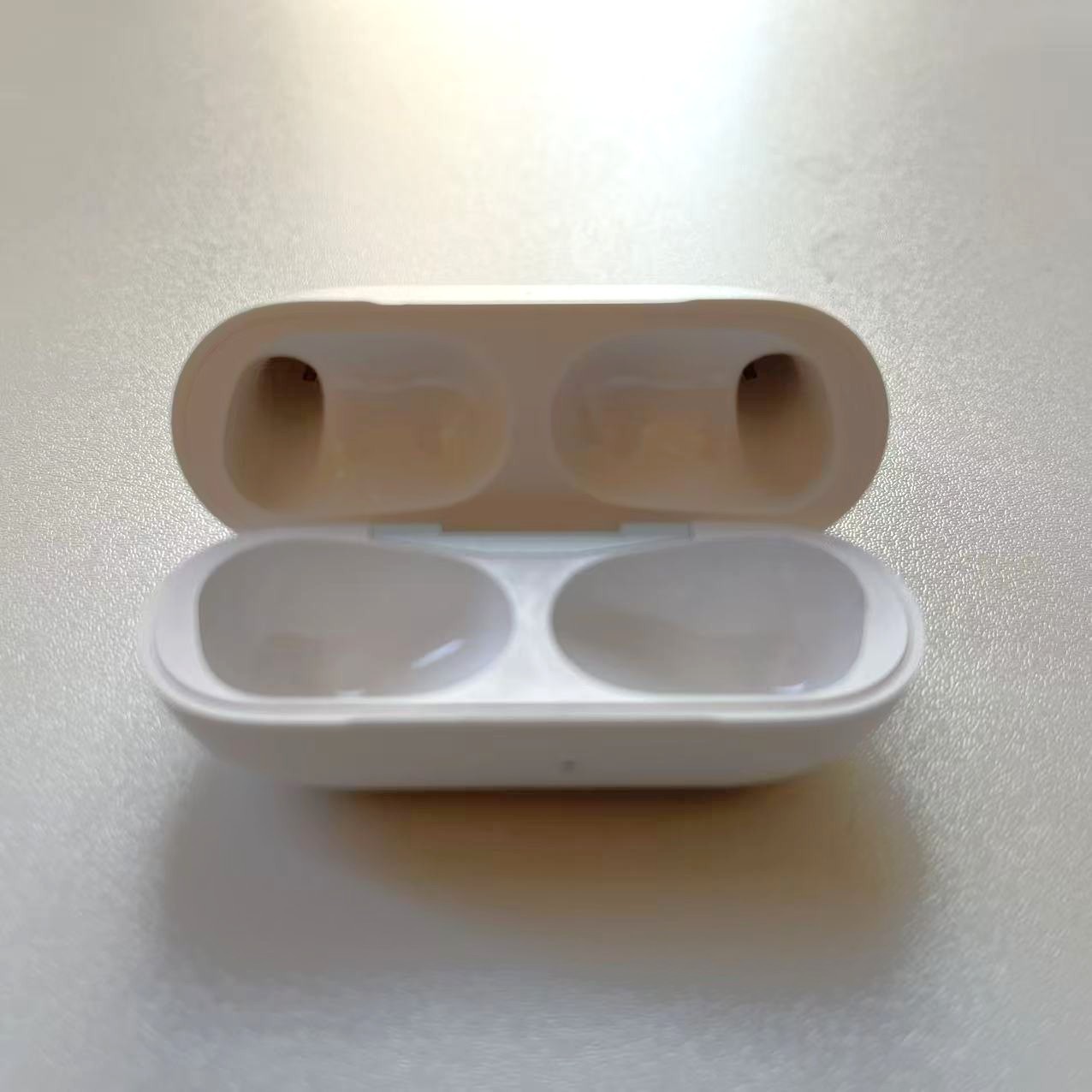 Apple AirPods Pro with Wireless Charging Case - White