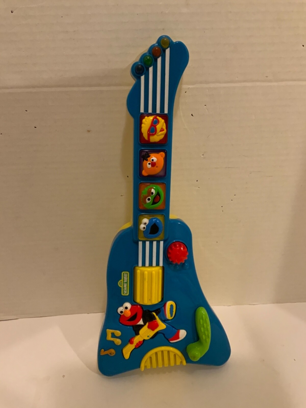 Sesame Street Elmo's Rock n Roll Guitar Musical Light Up Toy 1998 VINTAGE -WORKS