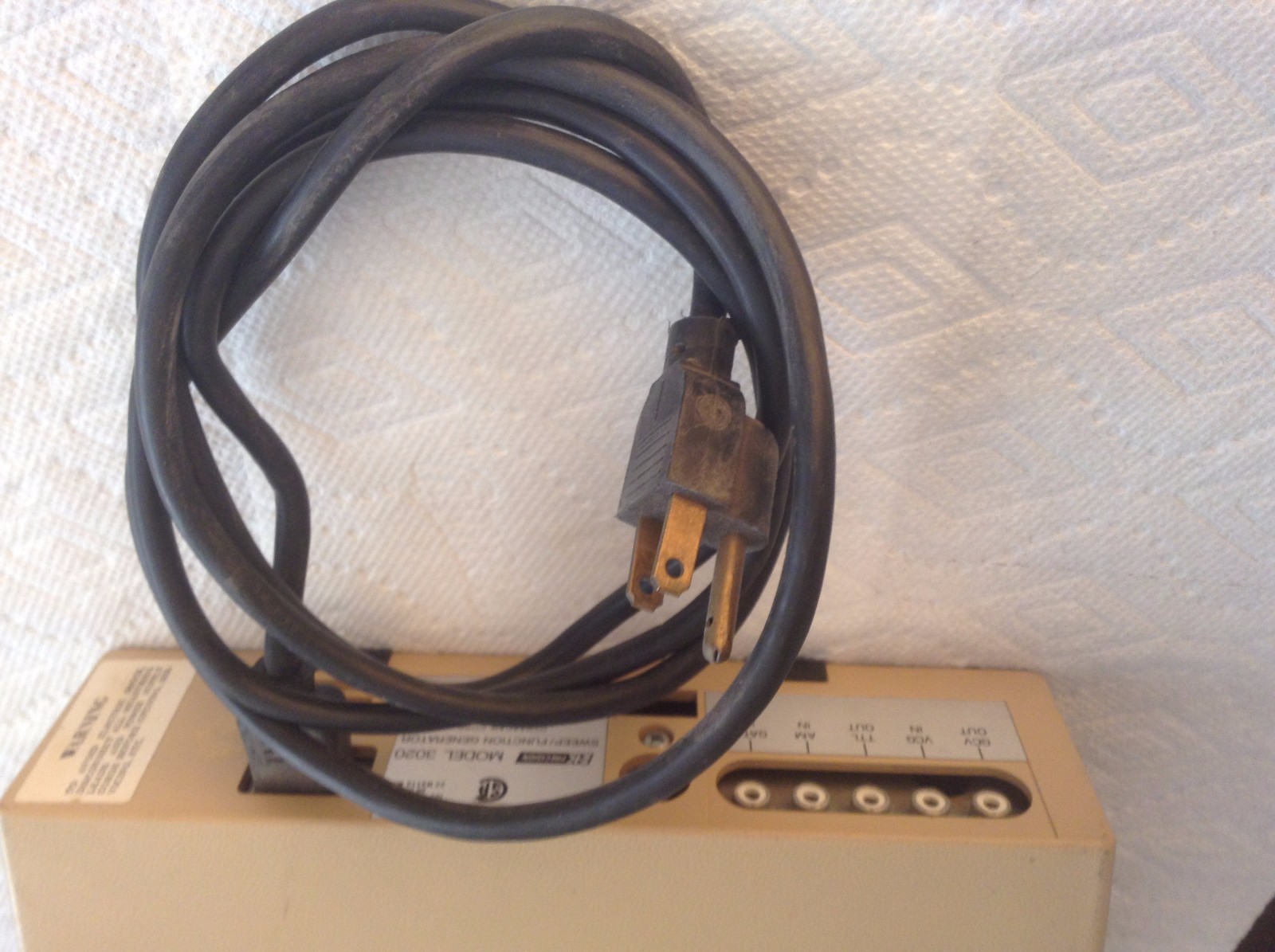 B&K Precision 3020 Sweep Function Generator