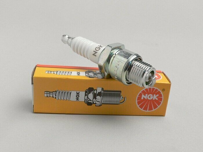 NGK B7HS Spark Plug Fits Vespa PX 125 - 150 VNA VBB Sprint Super & LML