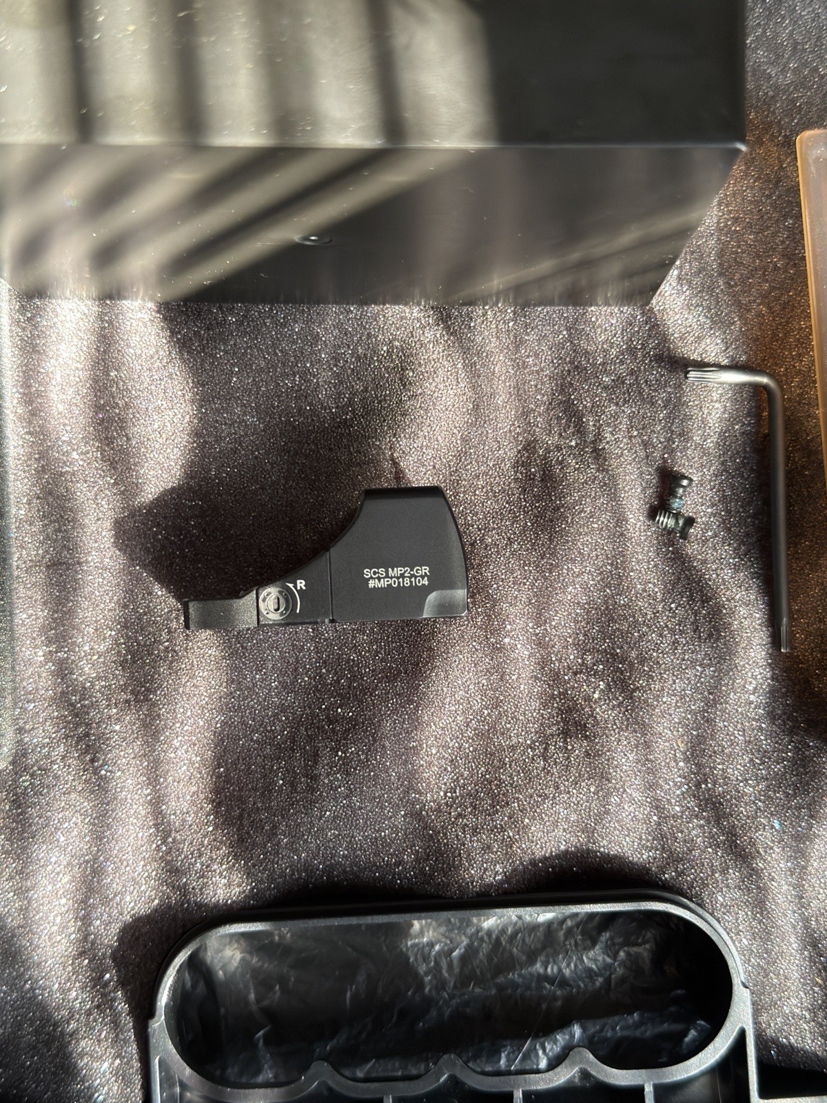 Holosun SCS MP2-GR Solar-Charging Reflex Sight with Green Dot
