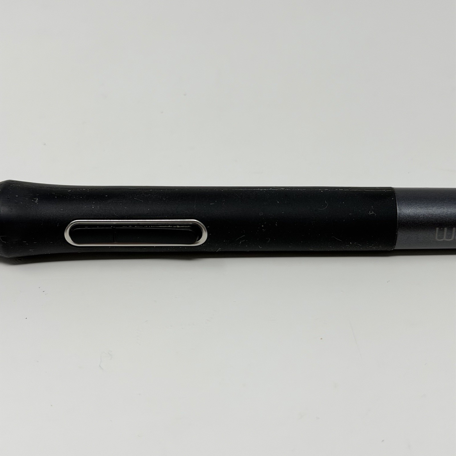 Wacom Cintiq 13HD Creative Pen & Touch Display DTH-1300 UNTESTED NO CORDS